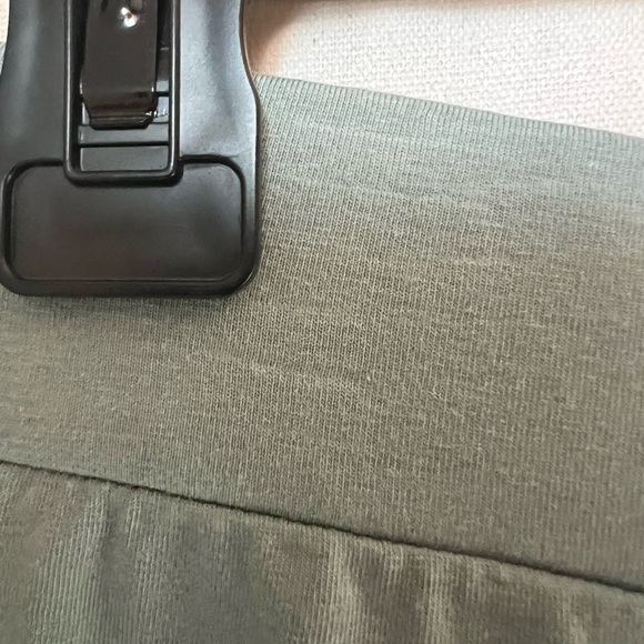 Synergy size large cotton skirt with flower appliqué - Picture 2 of 3